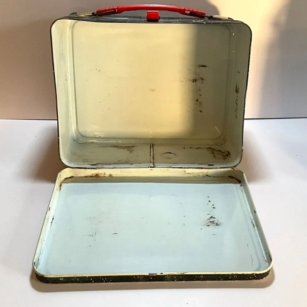 1977 Star Wars Lunch Box Darth Vader Princess Leah Luke Skywalker with thermos